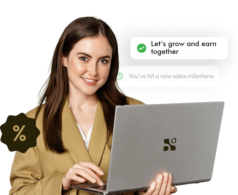 Ecom Associate